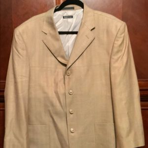 GORGEOUS GIORGIO ARMANI  WOOL TAUPE PLAID SIZE IT 54R PATCH POCKETS  BLAZER